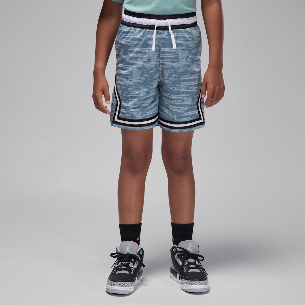 Jordan Dri-FIT Jordan Dri-FIT Shorts deportivos Diamond estampados MJ para niños talla grande