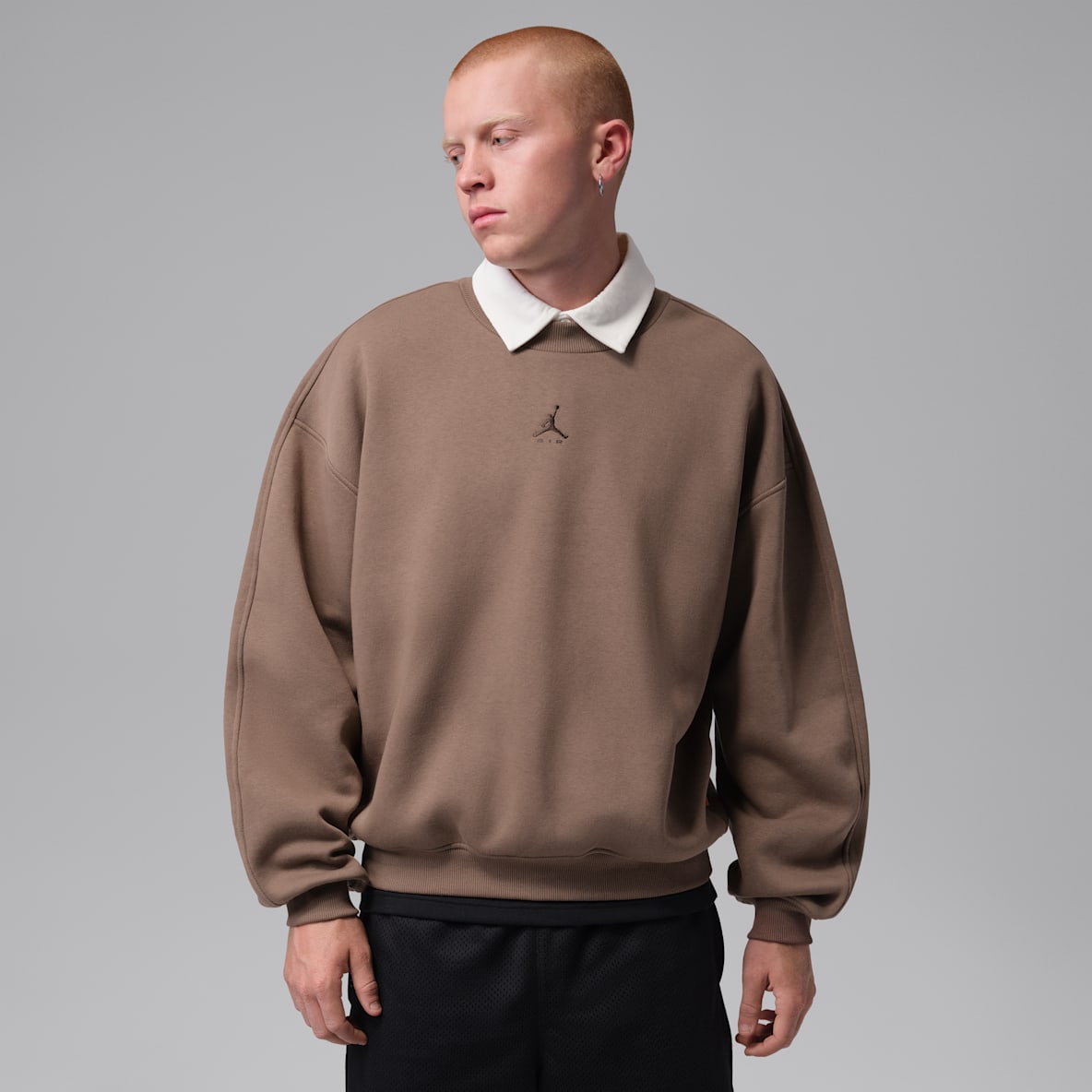Jordan Brooklyn Sudadera de cuello redondo de tejido Fleece oversized para hombre