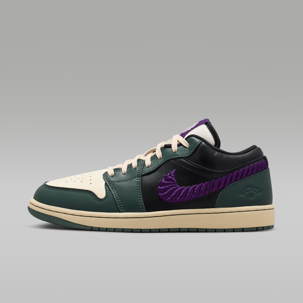 Air Jordan 1 Low SE Men's Shoes