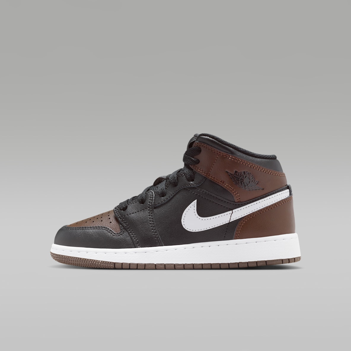 Air Jordan 1 Mid Air Jordan 1 Mid Older Kids' Shoes