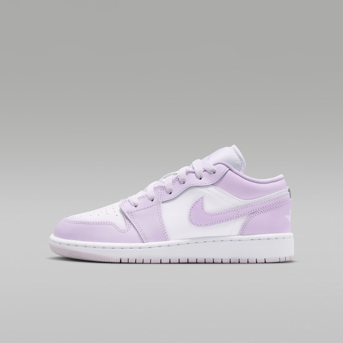 Air Jordan 1 Low Older Kids' Shoes