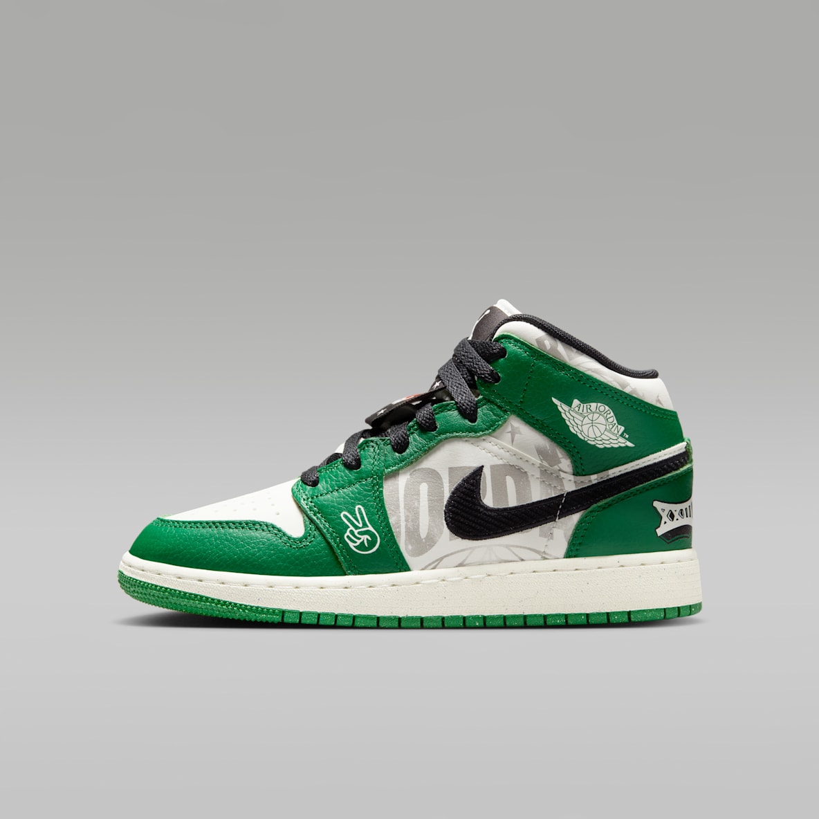 Air Jordan 1 Mid SE รองเท้าเด็กโต