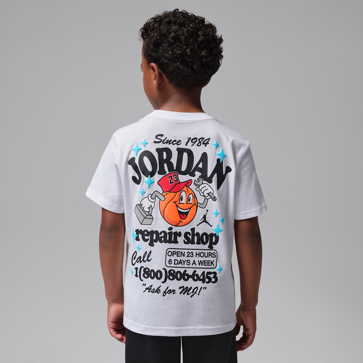 Jordan Playera MJ's Repair Shop para niños talla pequeña