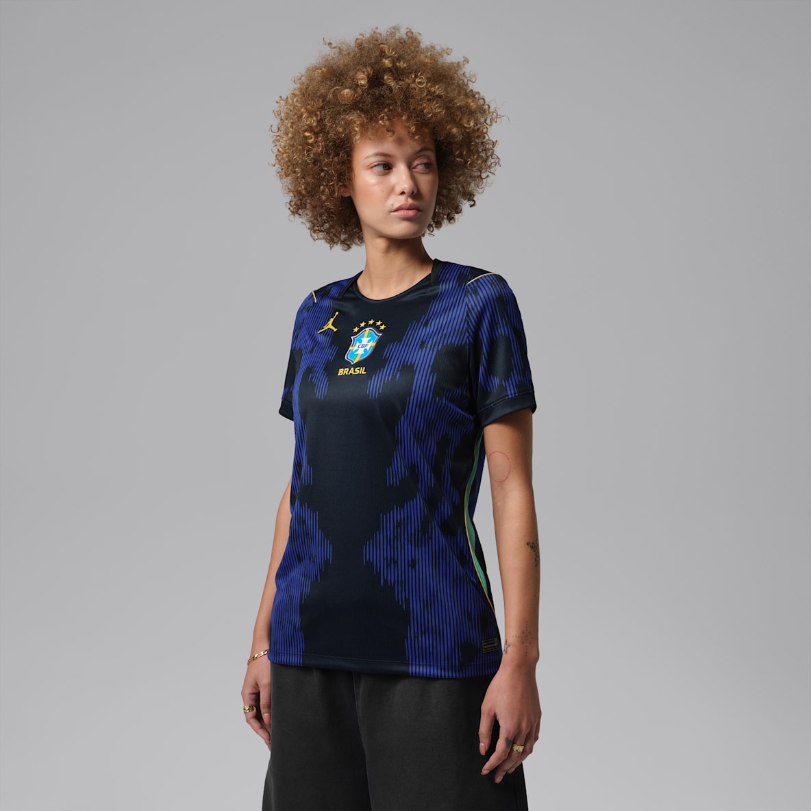 Brazil 2026 Stadium Away เสื้อทีมฟุตบอลจำลองผู้ชาย Jordan Dri-FIT