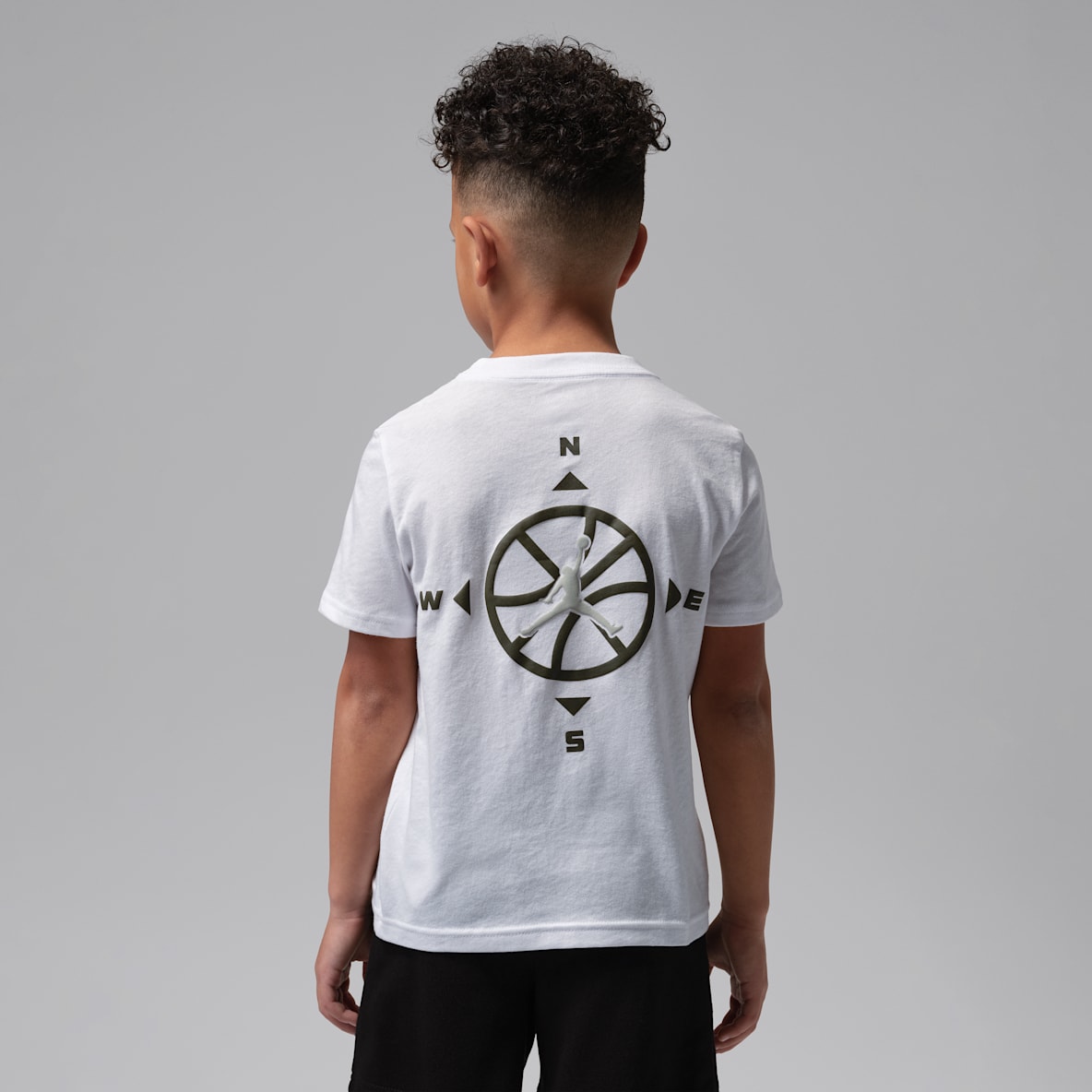 Jordan Playera Jumpman Compass para niños talla pequeña