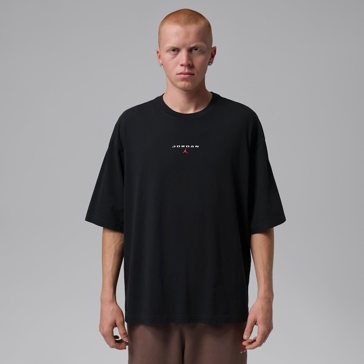 ジョーダン フライト エッセンシャル メンズ オーバーサイズド パッチ Tシャツ
