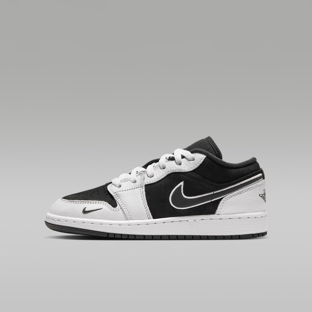 Air Jordan 1 Low SE Older Kids' Shoes