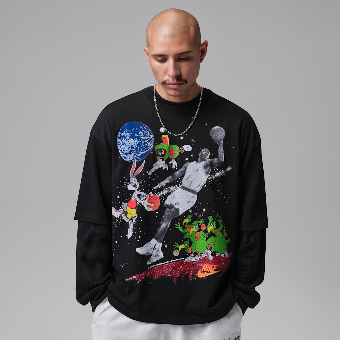 Jordan Flight Space Jam Men's Vault 1996 Crew-Neck T-Shirt