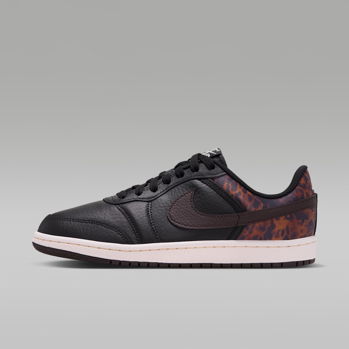 Air Jordan Skyline Low Women's Shoes