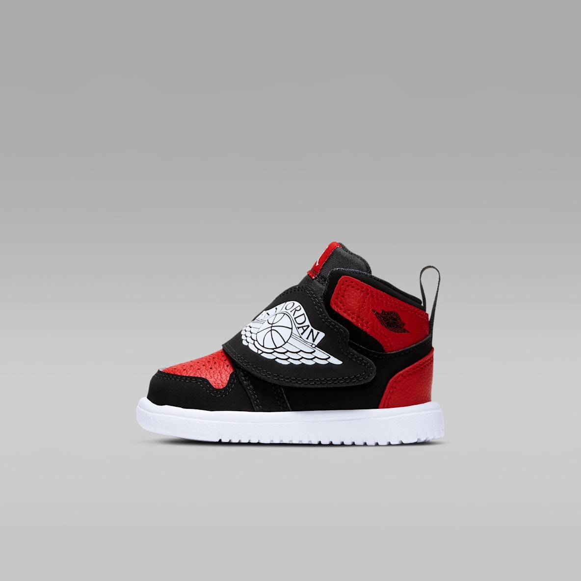 Sky Scale Jordan Black Mid Top Shoes. Nike CH