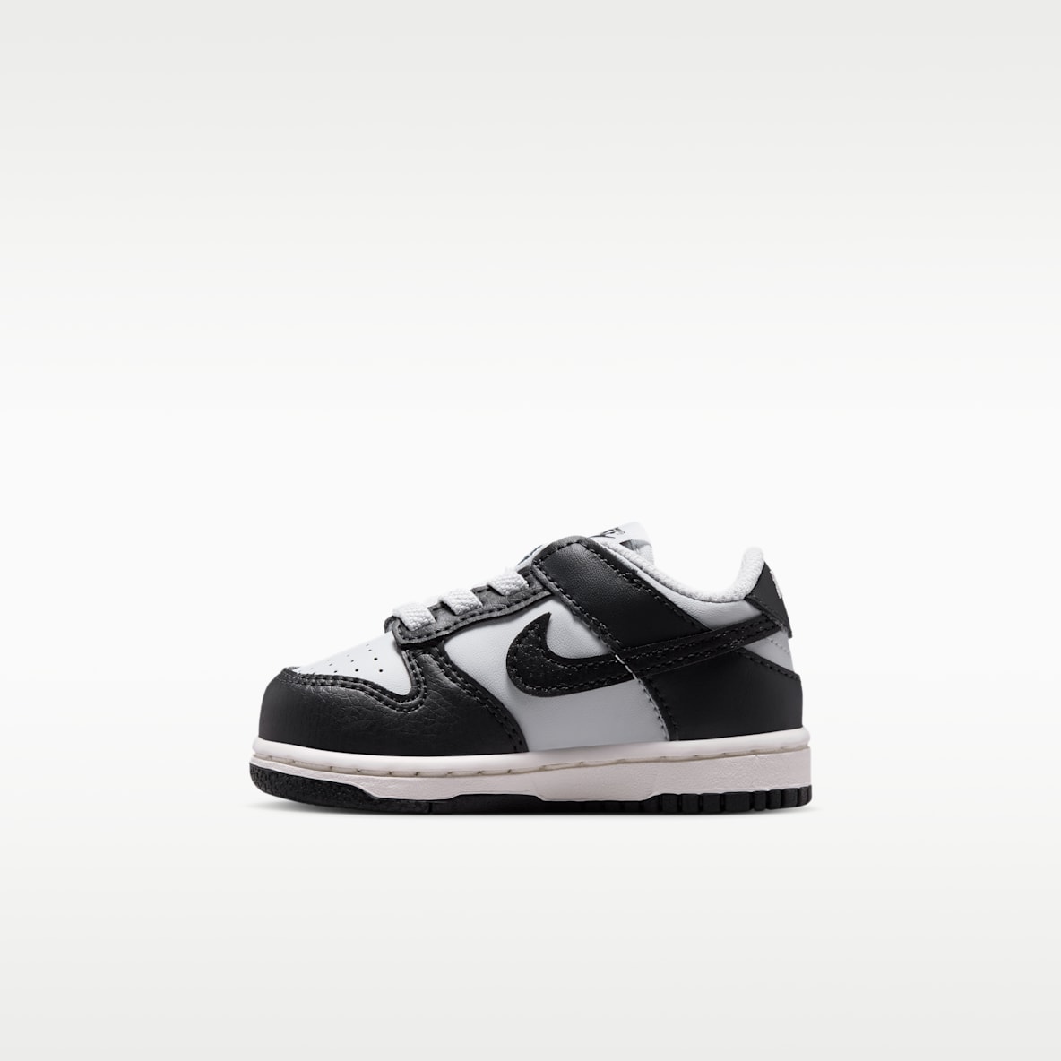 Regreso a clases Negro Nike Dunk. Nike US