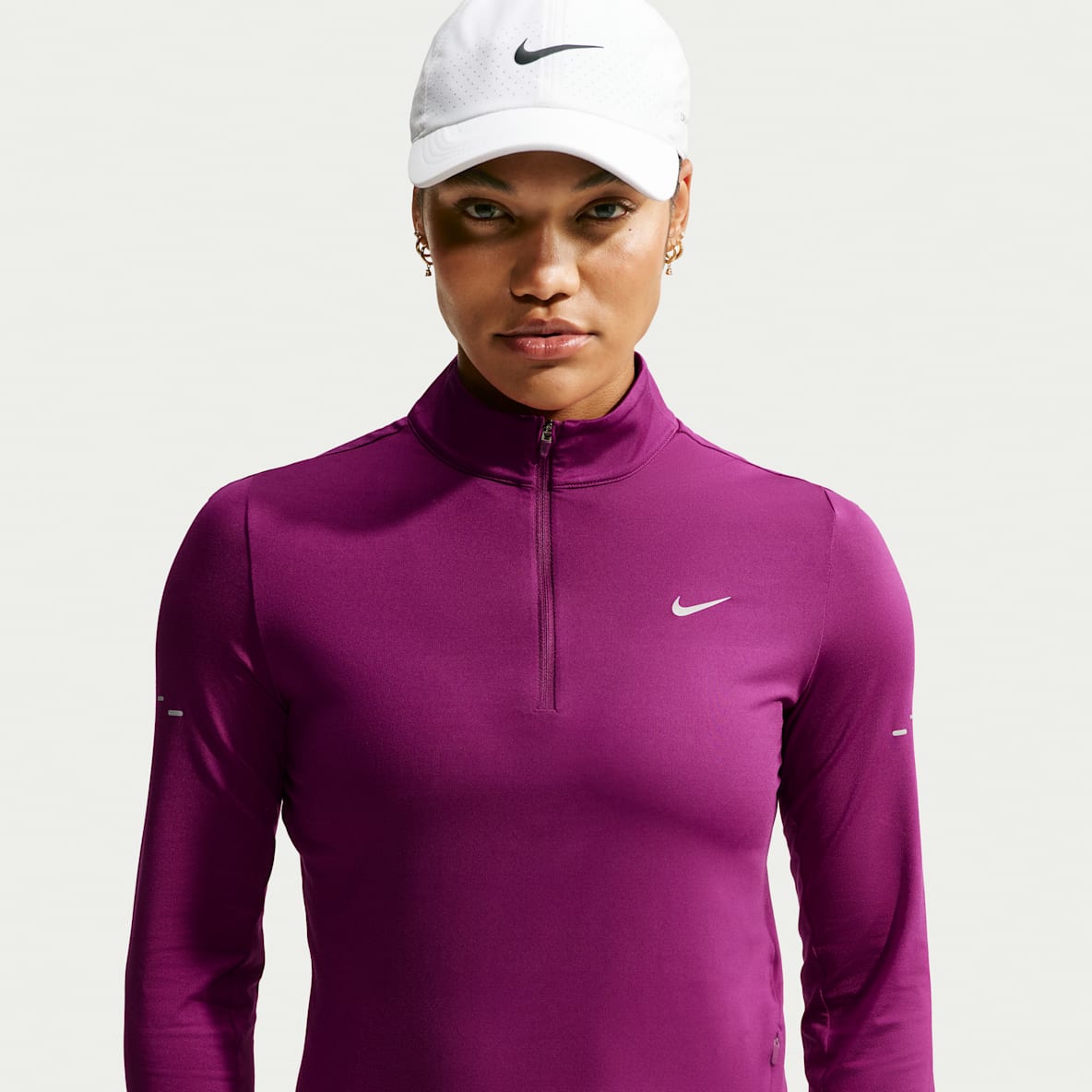 Nike Swift Playera de correr Dri-FIT UV de cierre de 1/4 para mujer
