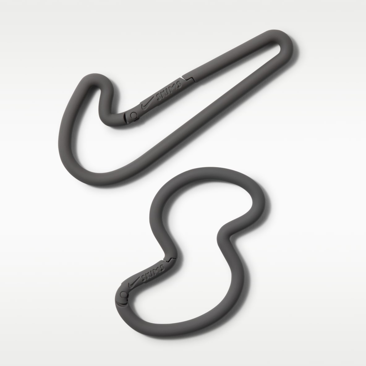 NikeSKIMS Women's Carabiner Set