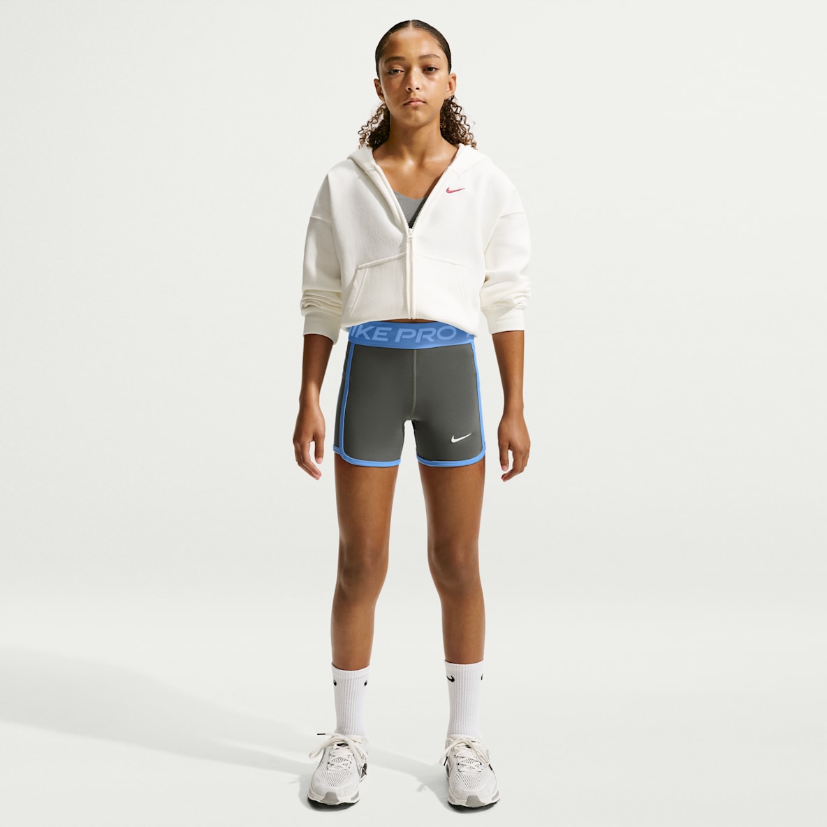 Nike Pro Shorts Dri-FIT de 8 cm para niña