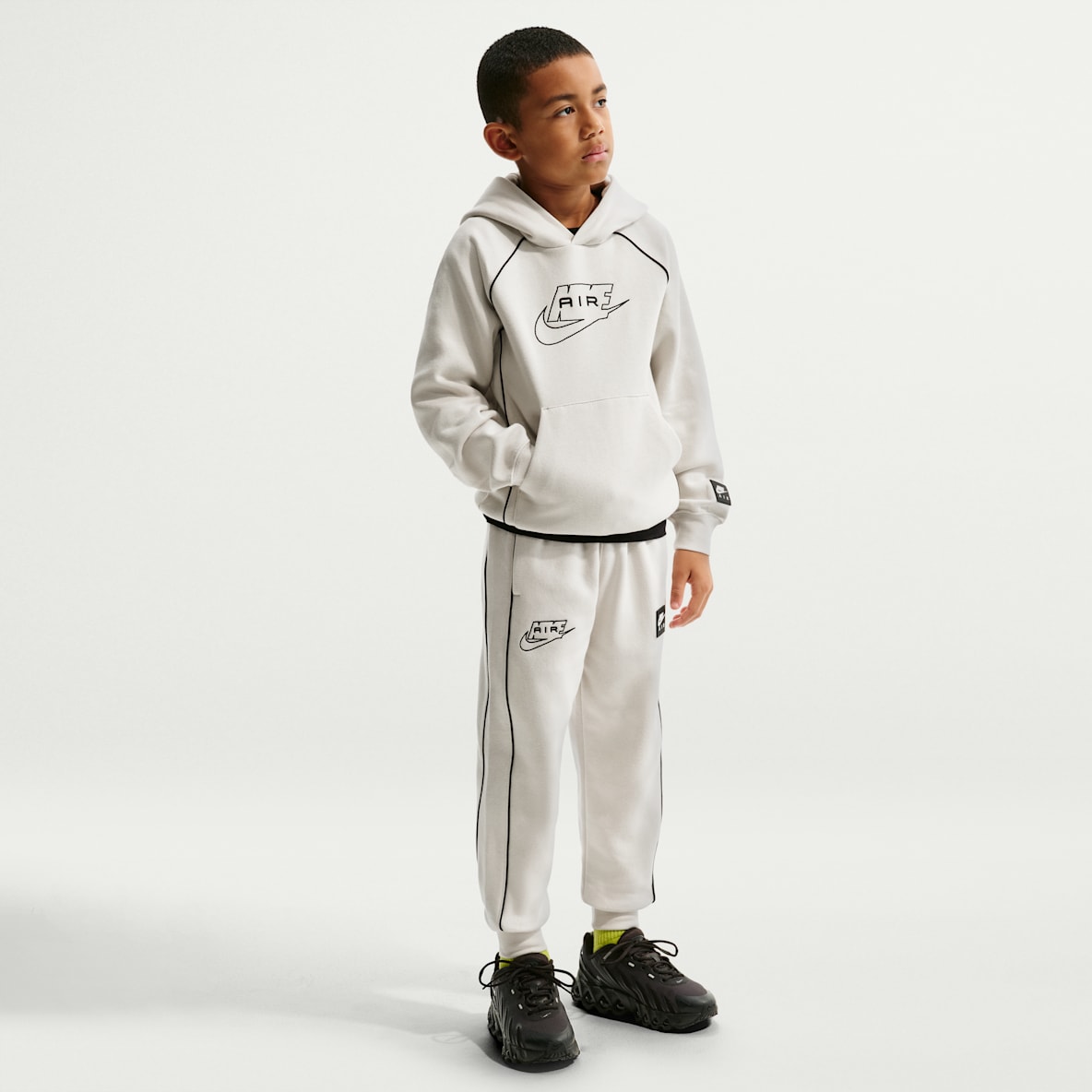 Nike Air Older Kids' Fleece Joggers