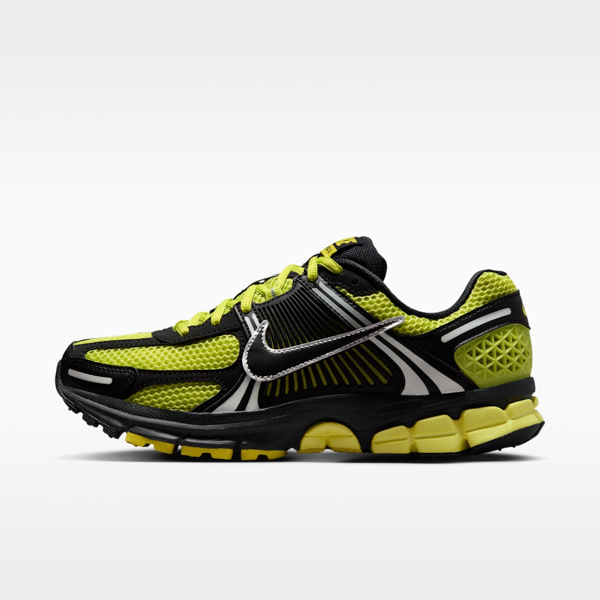 Nike Zoom Vomero 5 Women's shoes with reflective accents
