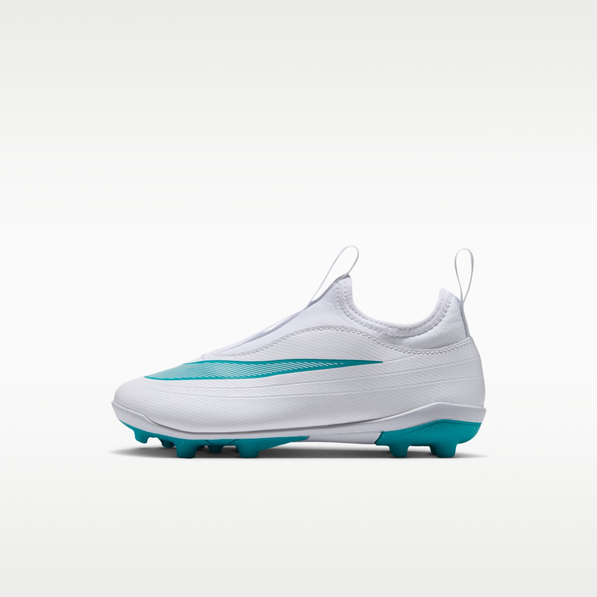 Nike Jr. Mercurial Vapor 17 Club Younger Kids' Multi-Ground Low-Top Football Boot