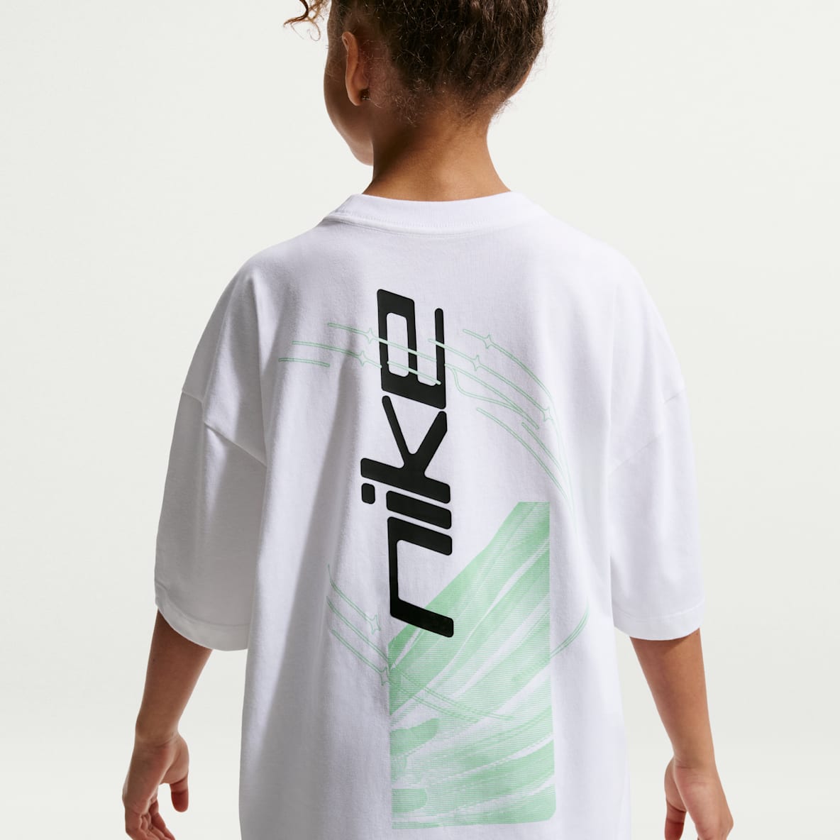 Nike Sportswear Big Kids' Oversized T-Shirt