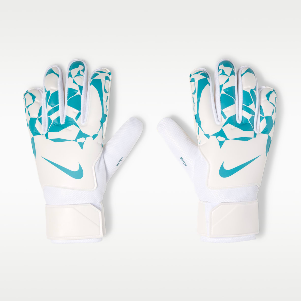 Nike Match Goalkeeper Football Gloves
