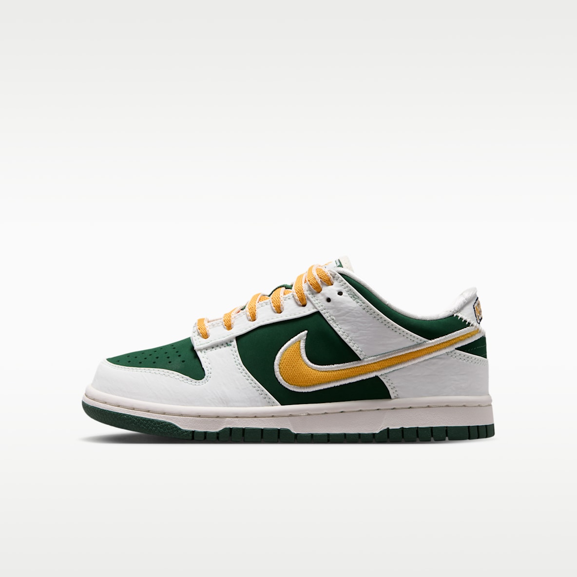 Nike Dunk Low LV8 Older Kids' Shoes