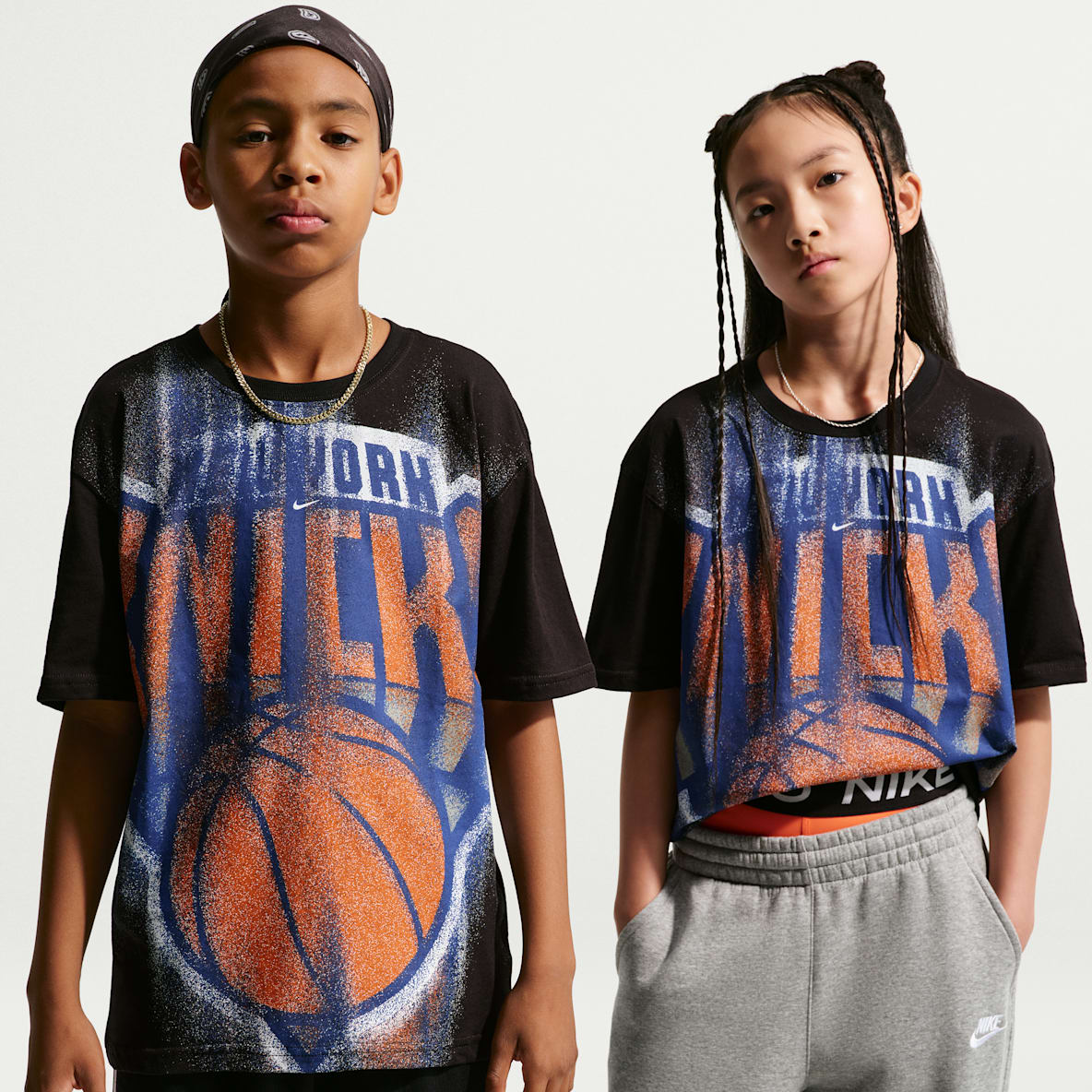 New York Knicks Nike Edge 26 Big Kids' Short-Sleeve T-Shirt