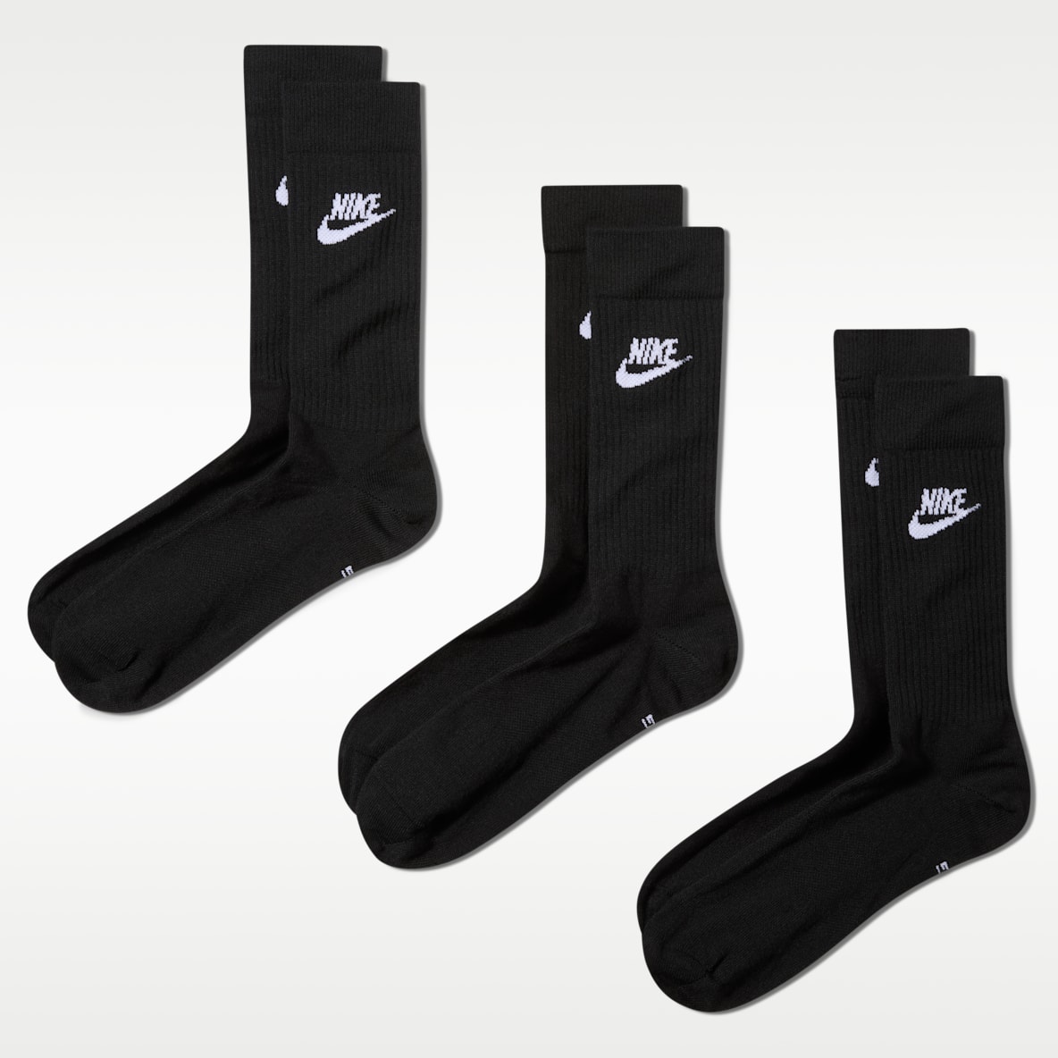 Nike Sportswear Everyday Essential Crew Socks (3 Pairs)