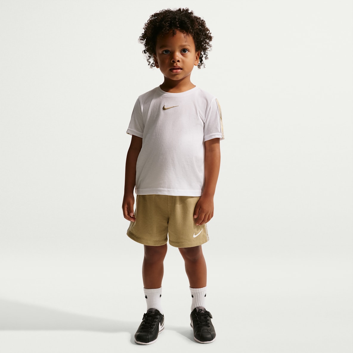 Nike Conjunto de 2 piezas de shorts de tejido Knit infantil Poly Pack