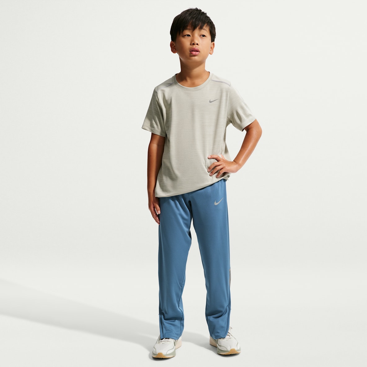 Nike Miler Older Kids' (Boys') Knit Running Trousers
