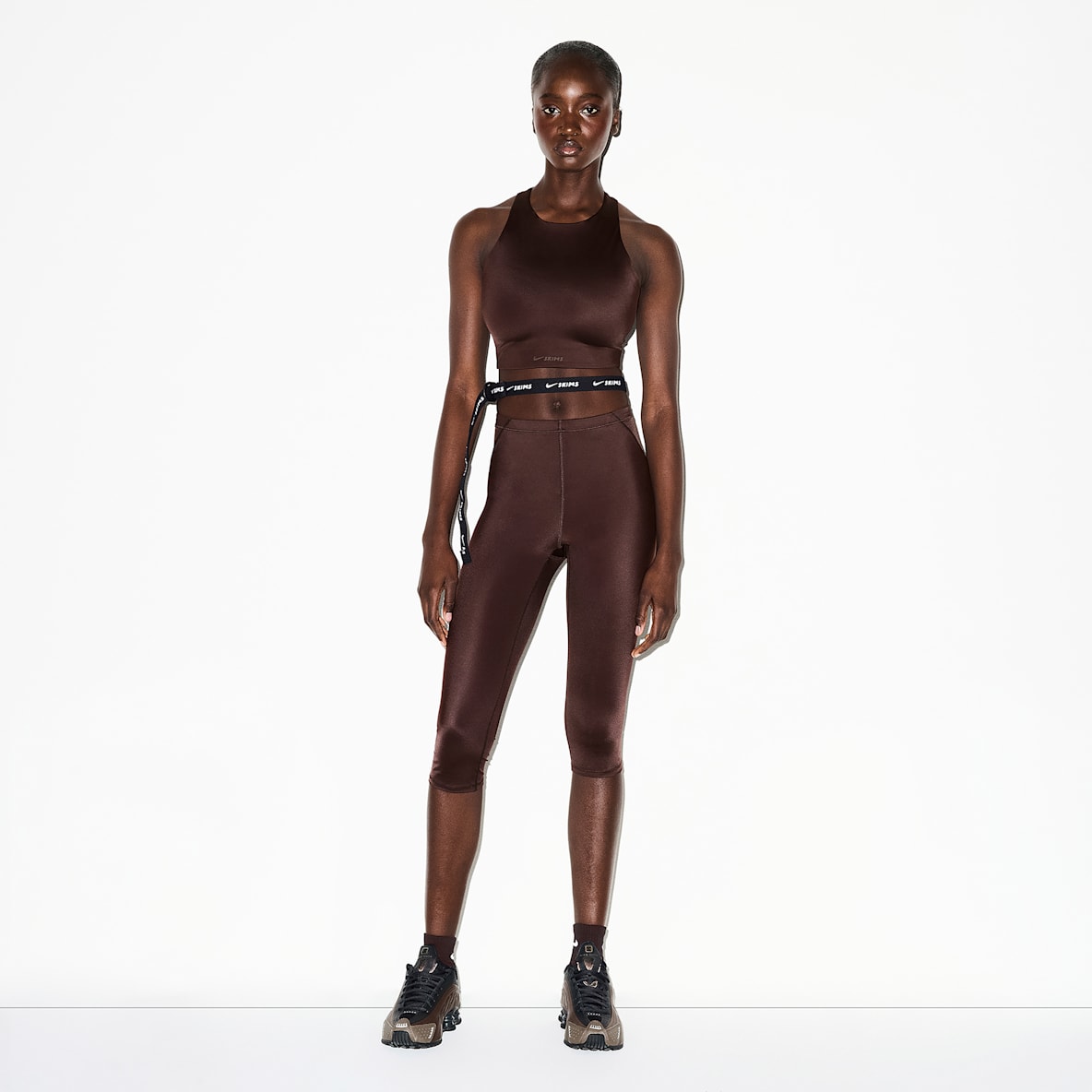 NikeSKIMS Satin Shine Women's High-Waisted 17" Leggings with Drawcord