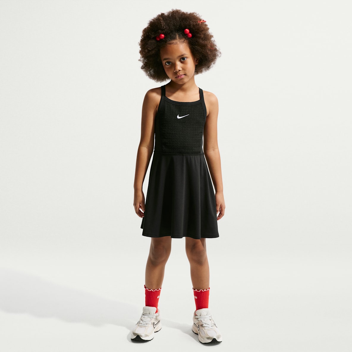 Nike Bold Play Vestido Dri-FIT para niñas talla pequeña