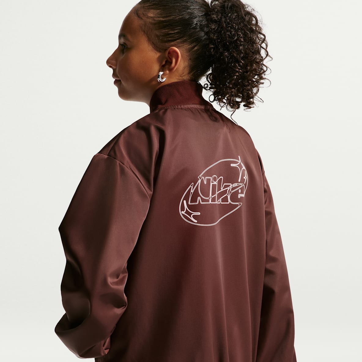 Nike Sportswear Chamarra para niña talla grande