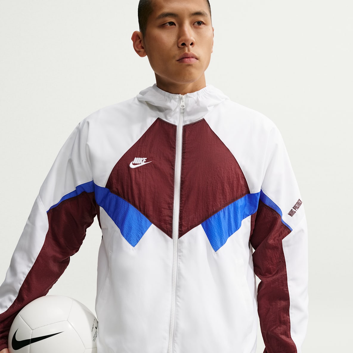 나이키 프리미어 리펠 남성 축구 후드 우븐 트랙 재킷