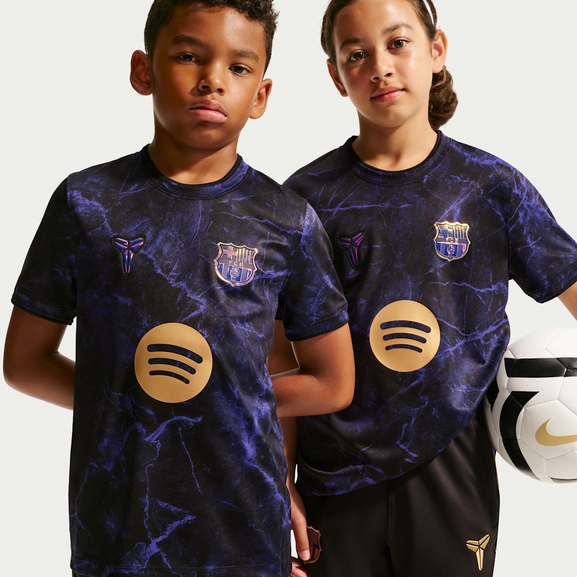 FC Barcelona Away Kobe Dri-FIT Football-opvarmningstrøje til større børn