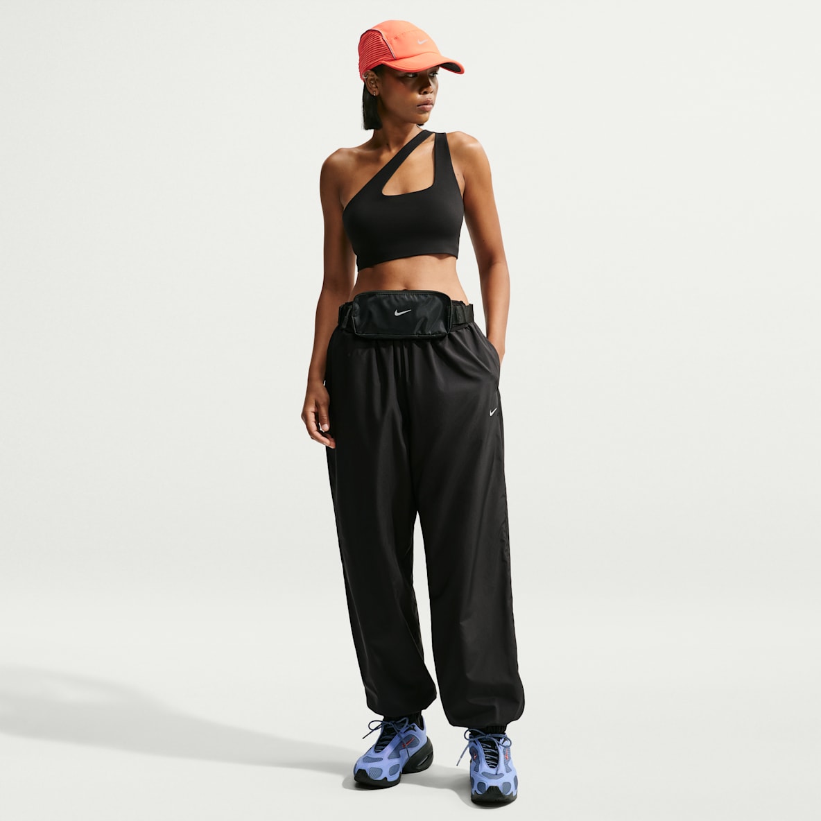 Nike Sportswear Women's Loose Mid-Rise UV Joggers