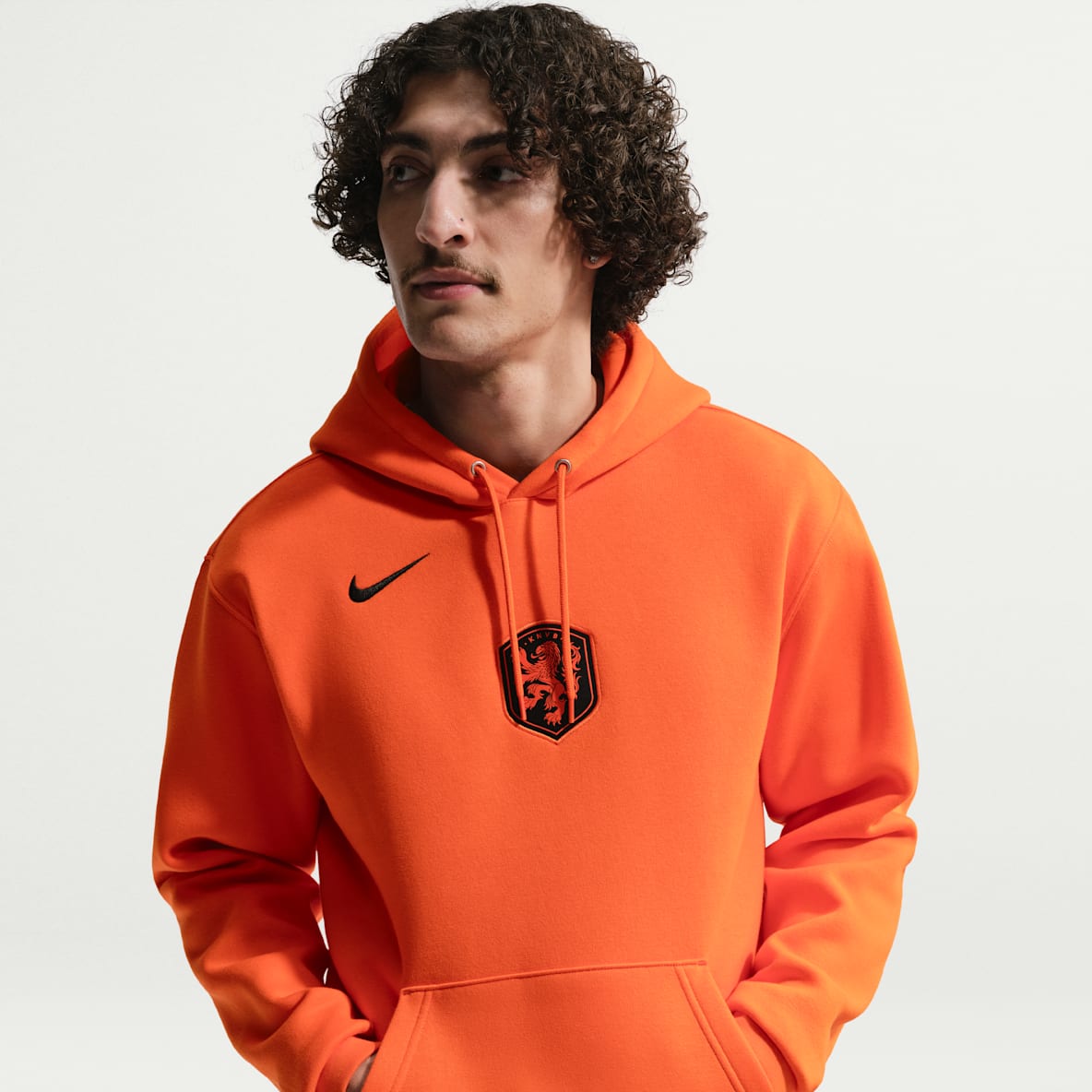 Netherlands Club Men's Nike Soccer Pullover Hoodie