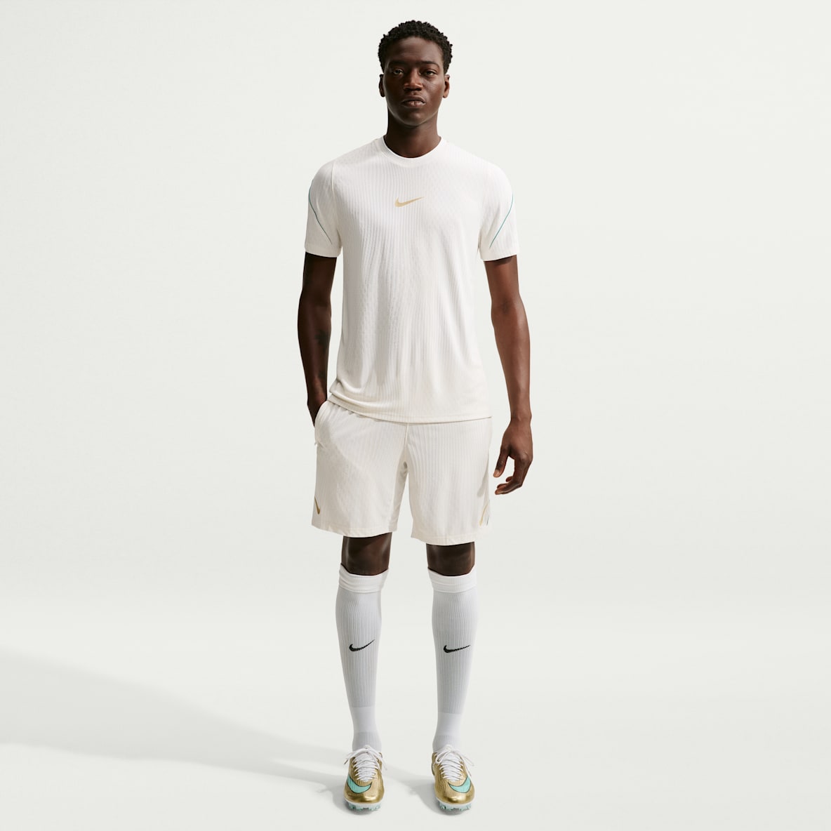 Nike Strike Elite Shorts da calcio in maglia Dri-FIT ADV – Uomo