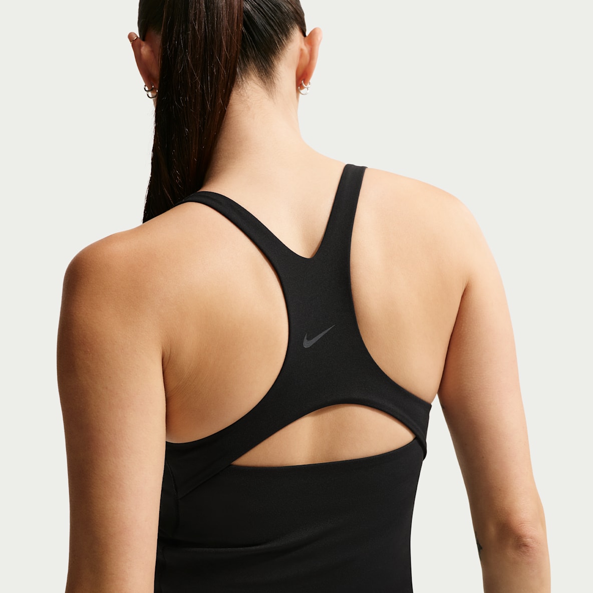 Nike Zenvy Women's Light-Support Sports Bra Tank