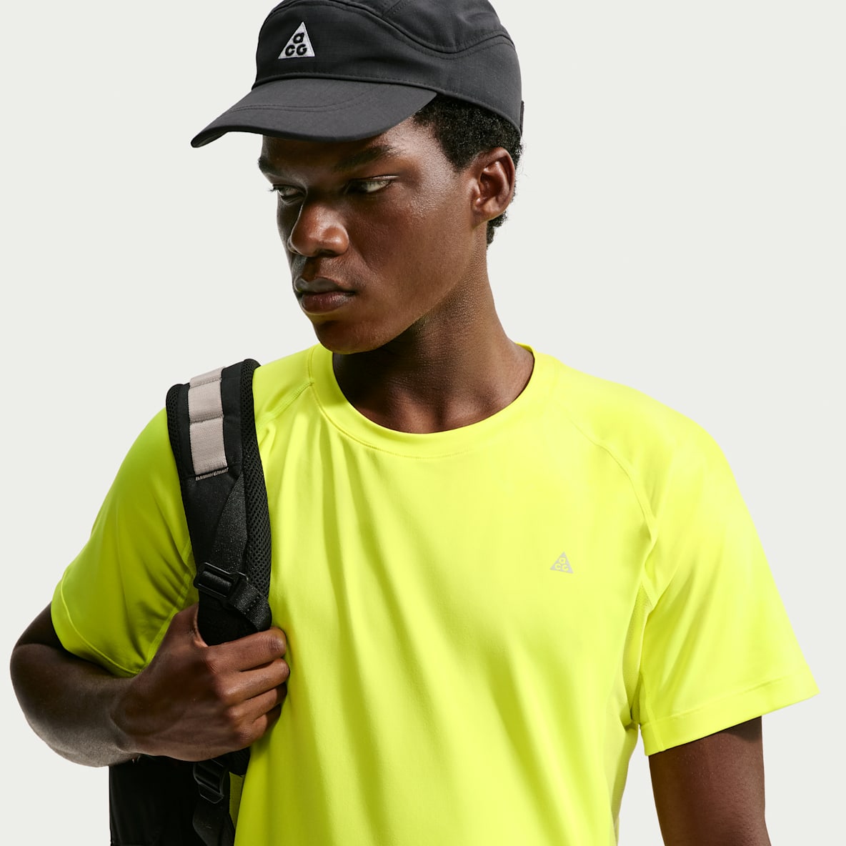 ACG Wildsee Men's Dri-FIT Short-Sleeve Base Layer Top