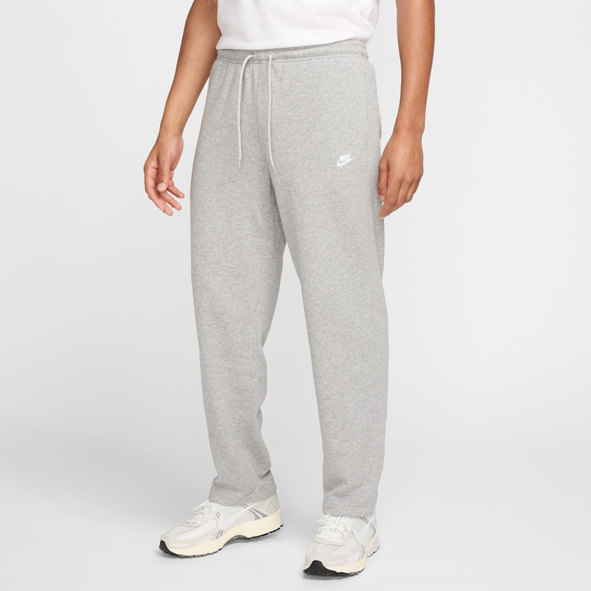 Nike Club Pantaloni in French Terry con bordo aperto – Uomo