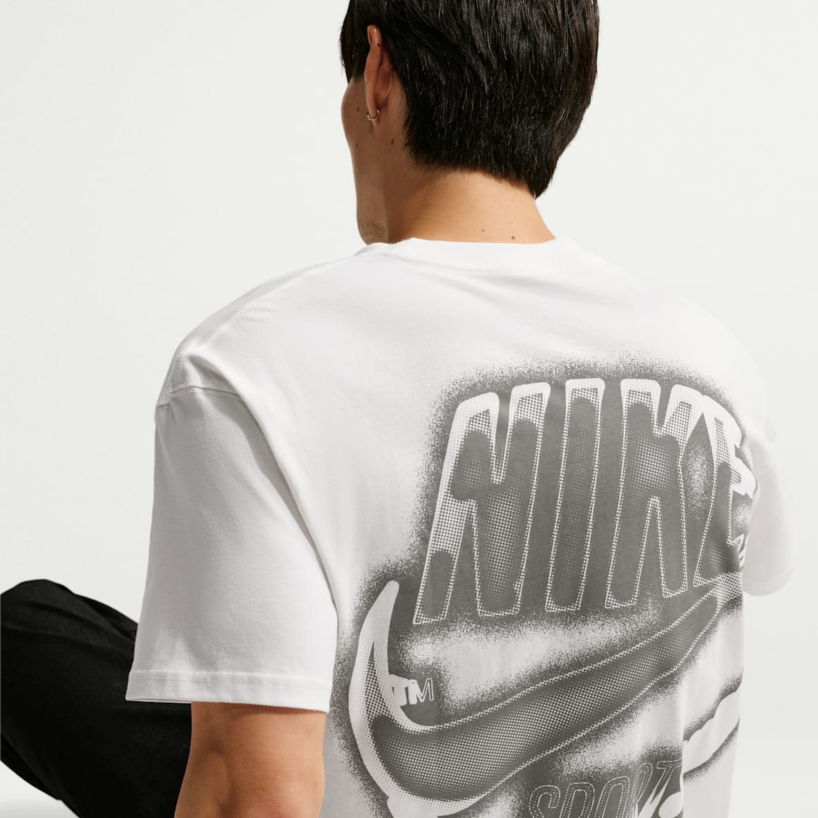 Nike Sportswear Men's Loose T-Shirt