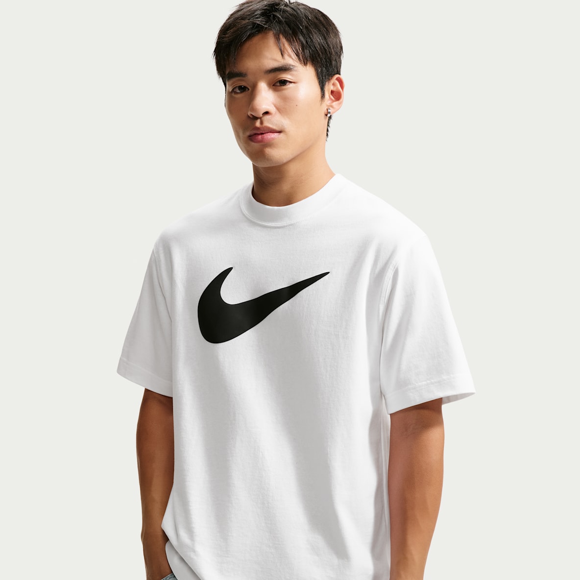 나이키 스포츠웨어 티셔츠