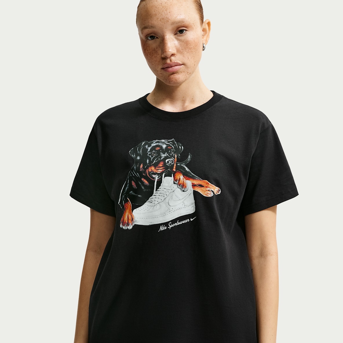 Nike Sportswear Classic Women's Oversized T-Shirt