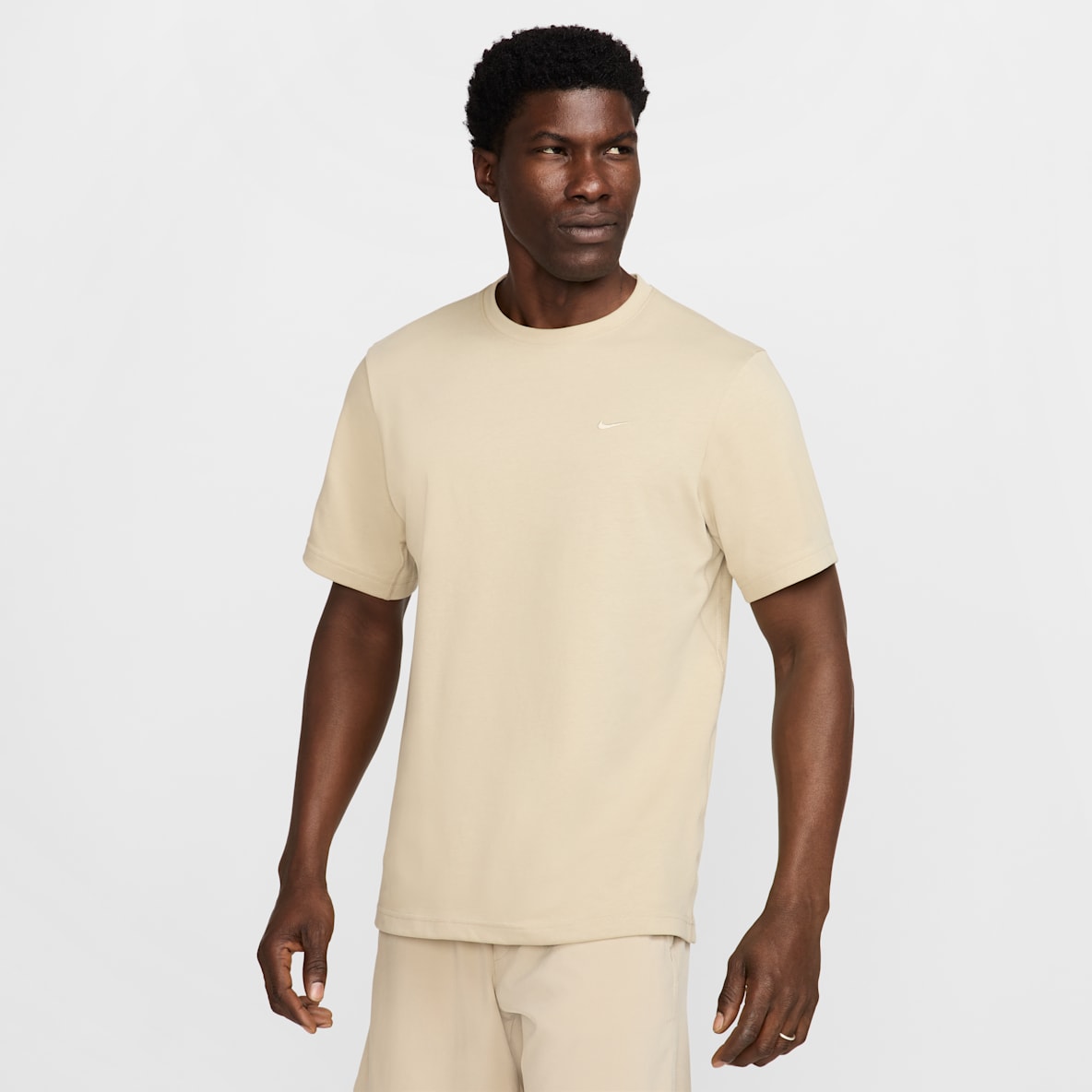 Nike Primary Men's Dri-FIT Short-sleeve Versatile Top