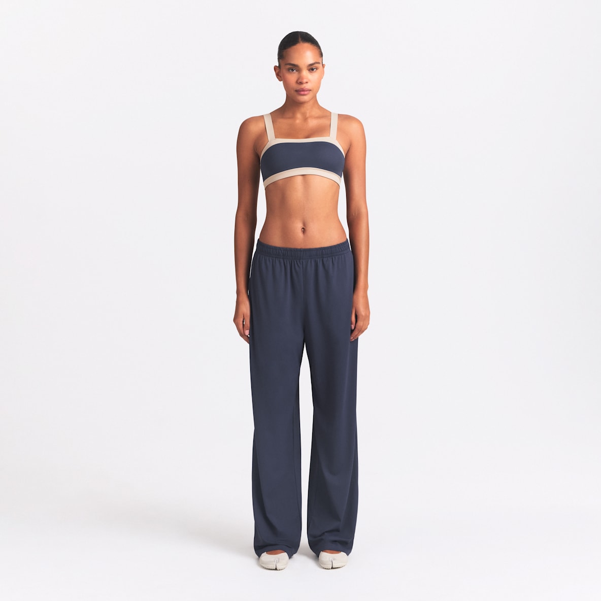 NikeSKIMS Airy Women's Wide-Leg Pants