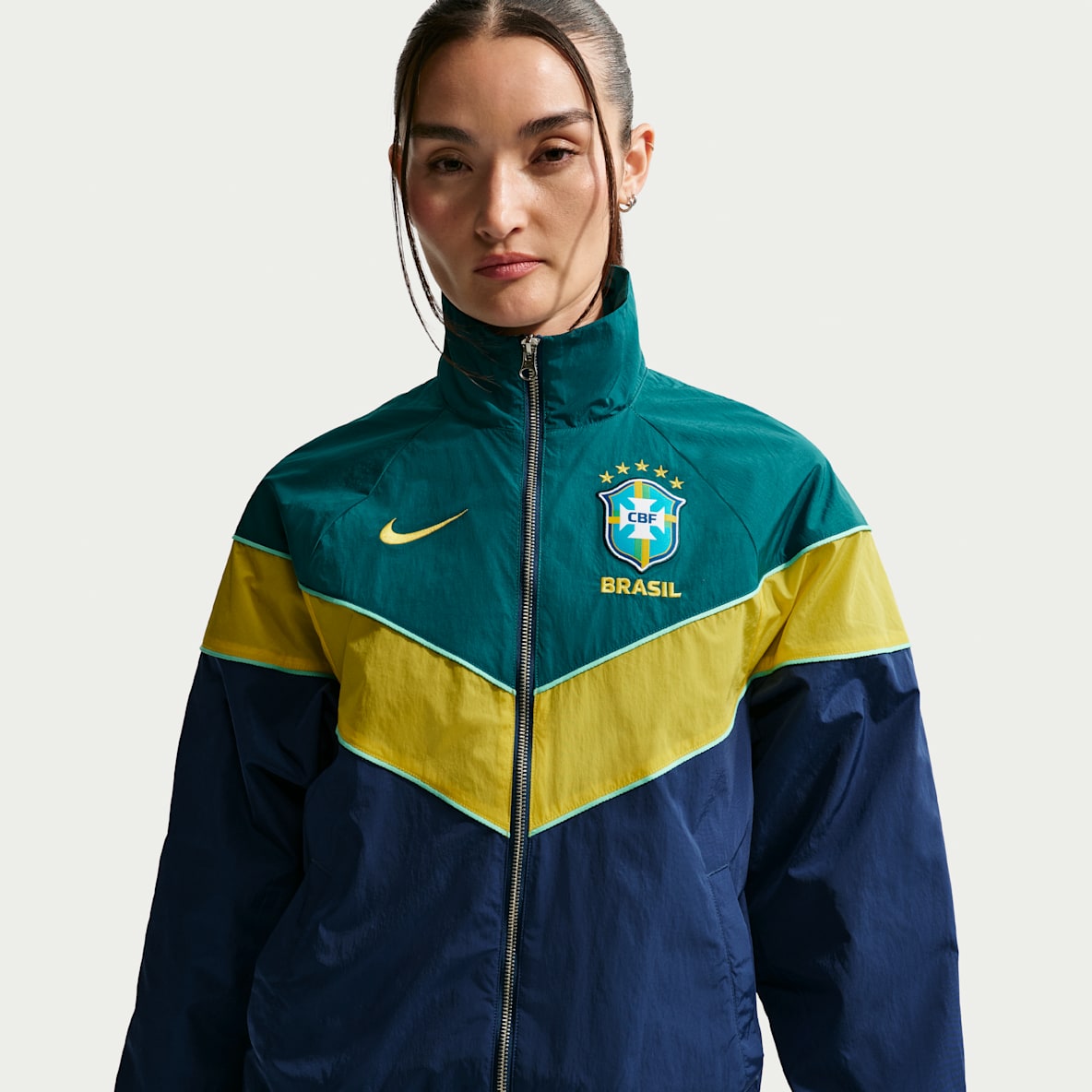 Brazil Windrunner Women's Nike Soccer UV Woven Jacket