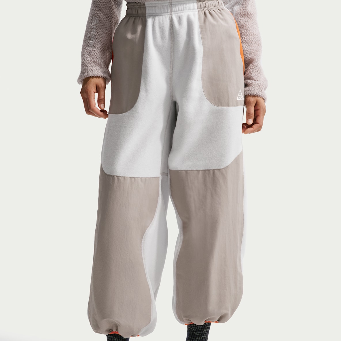 Nike ACG "Wolf Tree" Plus Fleece Pants