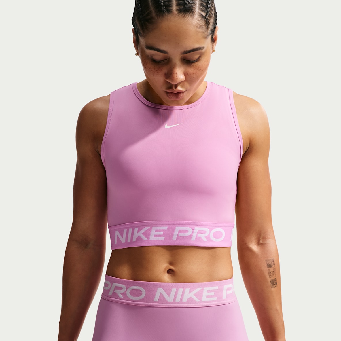 Nike Pro Camiseta de tirantes Dri-FIT cropped para mujer