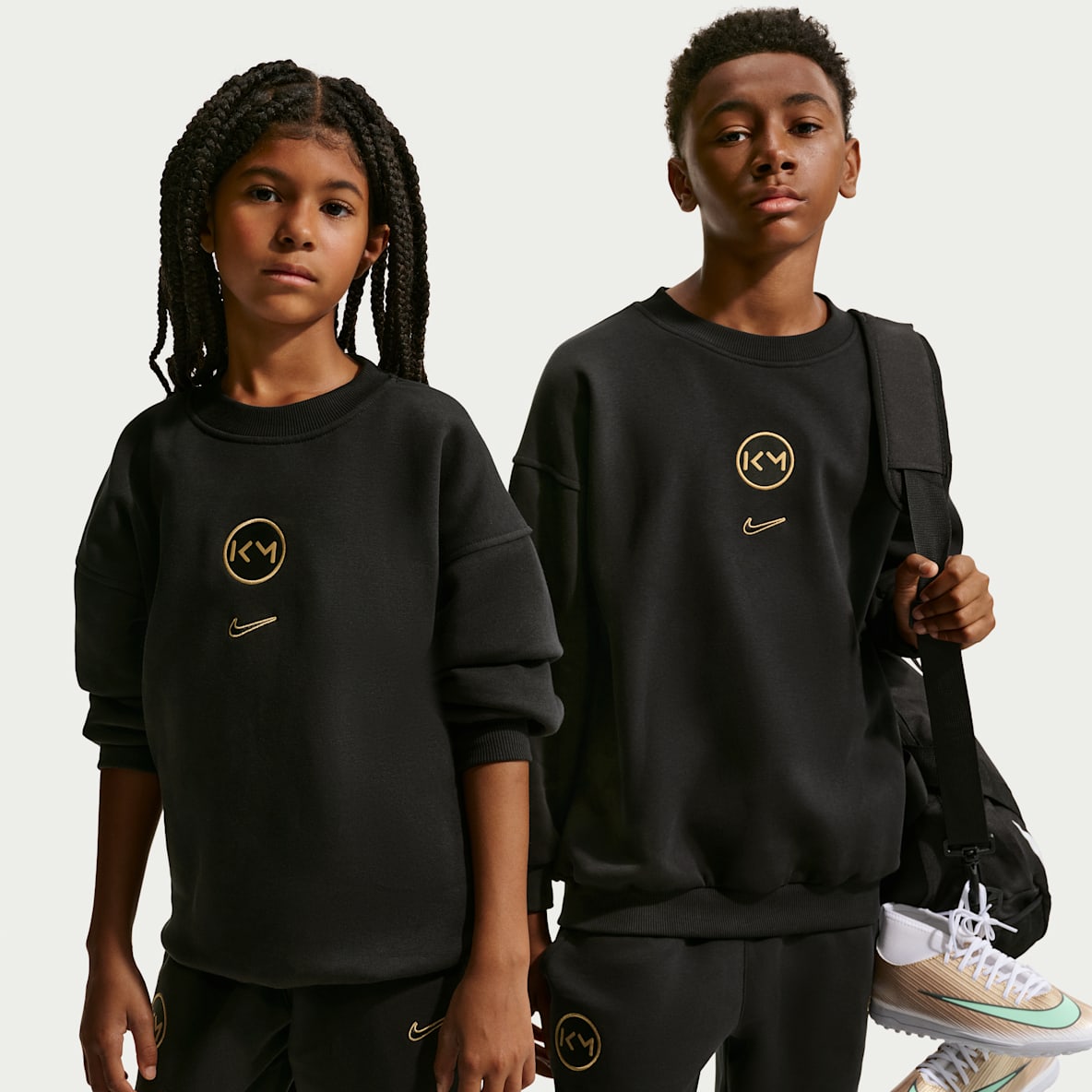 Kylian Mbappé Club Fleece Older Kids' Nike Football Oversized Crew Neck