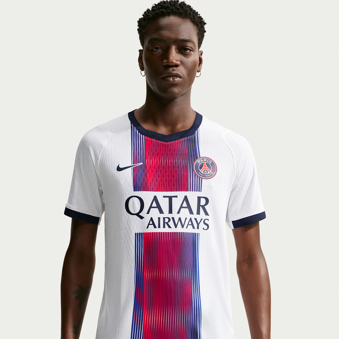 Paris Saint-Germain 2026/27 Match Extérieur Maillot de foot authentique Nike Aero-FIT pour homme