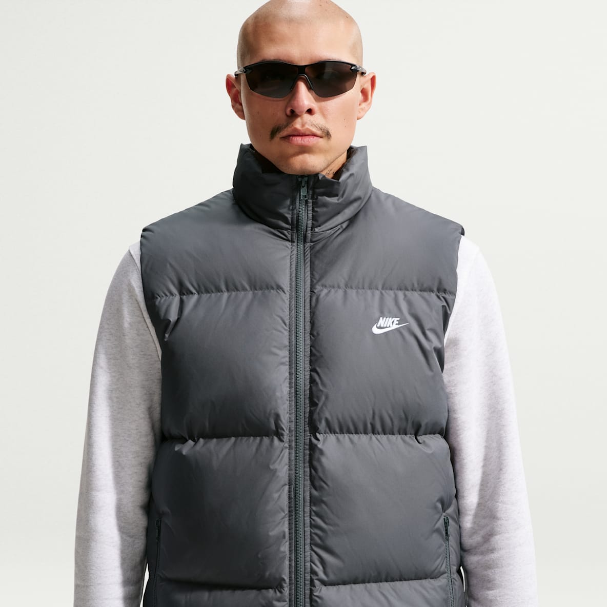 Nike Sportswear Club Chaleco acolchado Therma-FIT de plumón para hombre